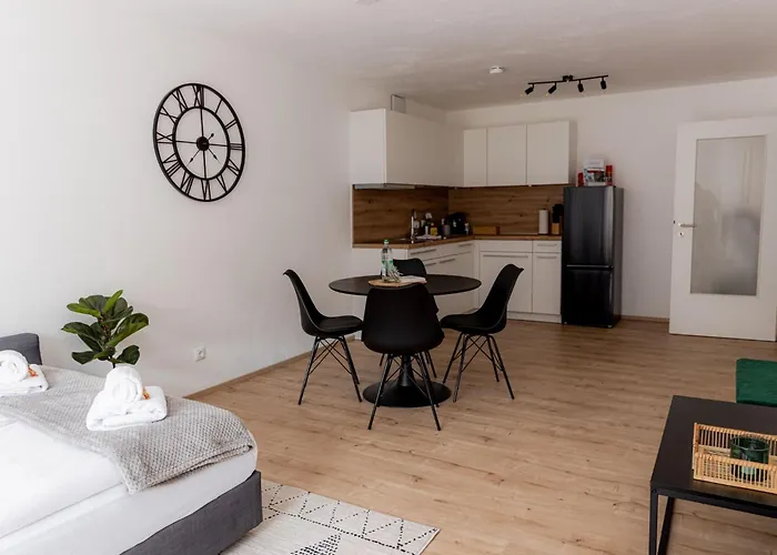 Apartment Come4stay - 2 - Bis Zu 4 Gaeste By Interhome *